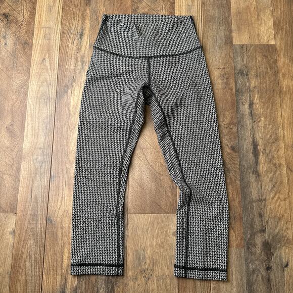 Lululemon Wunder Under SmoothCover Leggings Women's Size 4 High‎ Rise Tight 25 - Picture 1 of 7